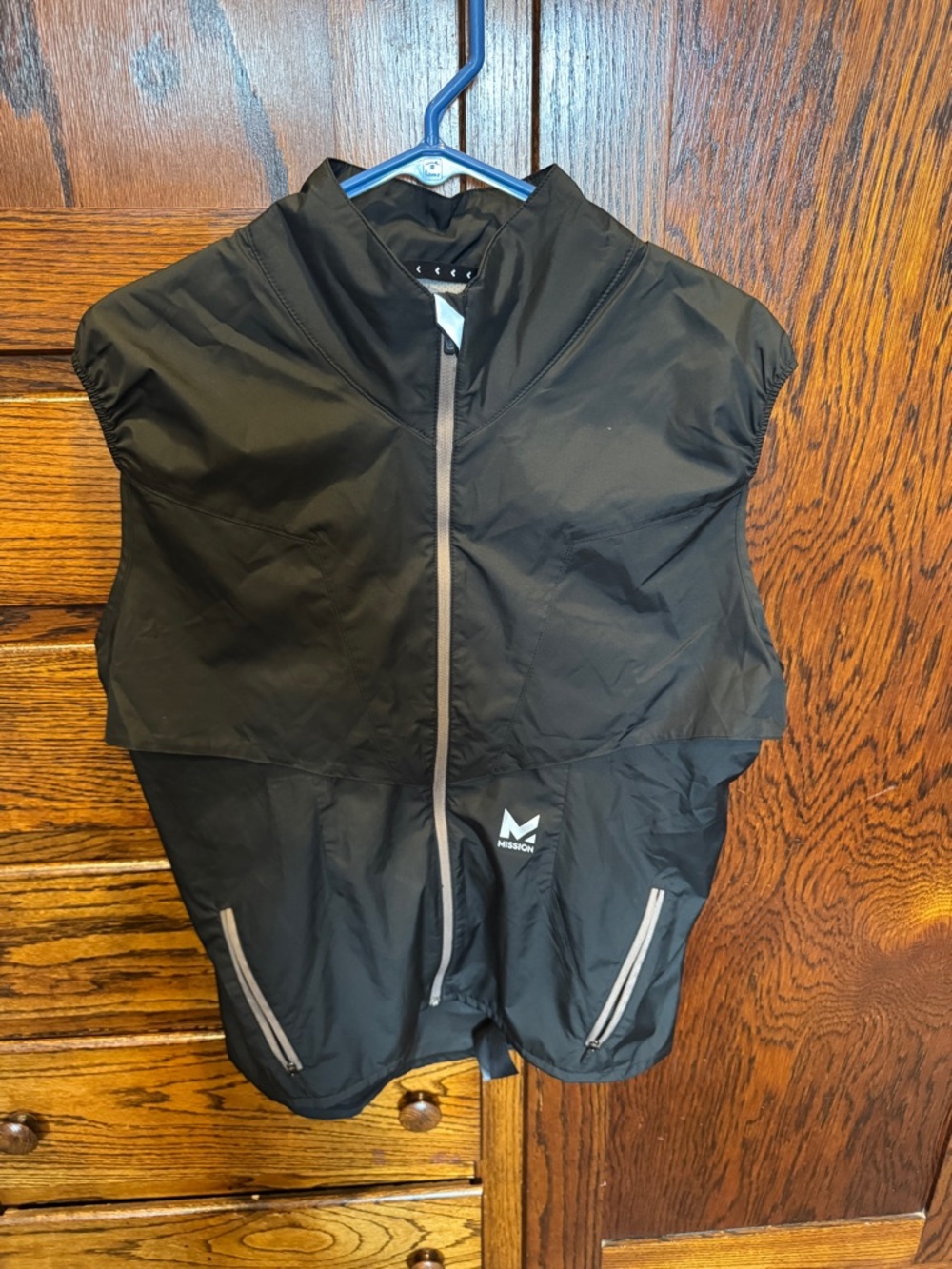 Mission Black Men's Lightweight Zip-Front Vest